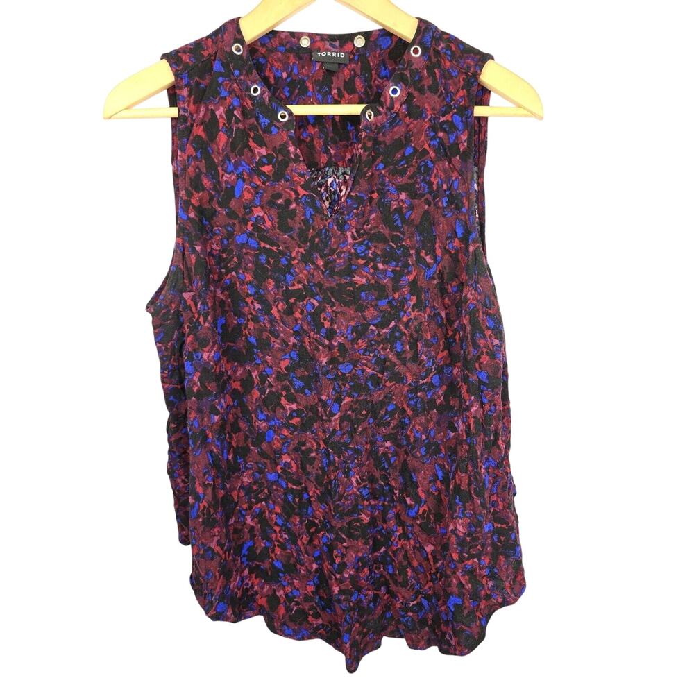 Torrid Womens Sleeveless Blouse Size 1 Multicolor Floral Print